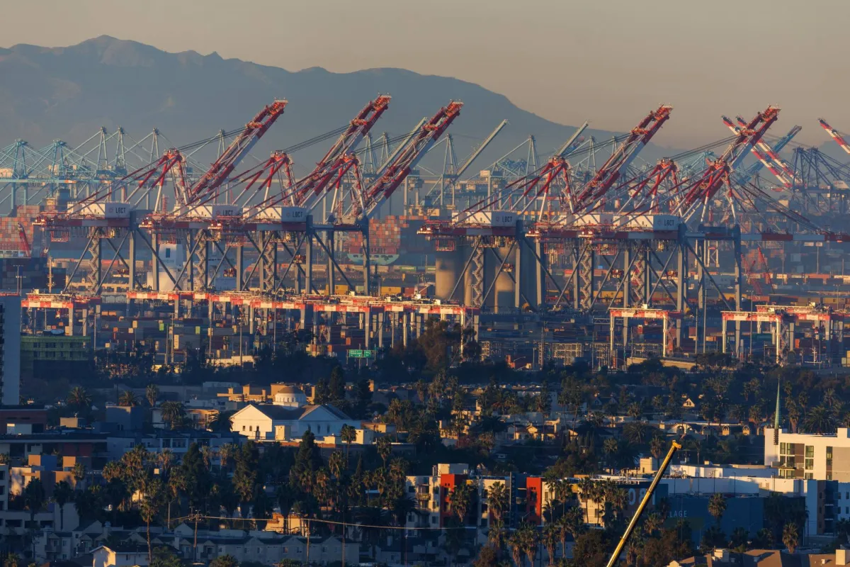 نمو الاقتصاد الامريكي يتباطا الى 0.5% بعد تخفيض التقديرات