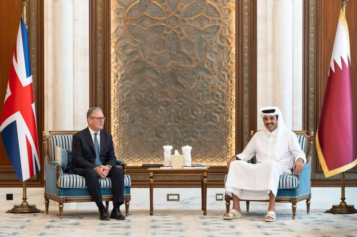 ايران تواصل هجماتها رغم الهدنة في الخليج والكويت تتعامل مع مسيرات