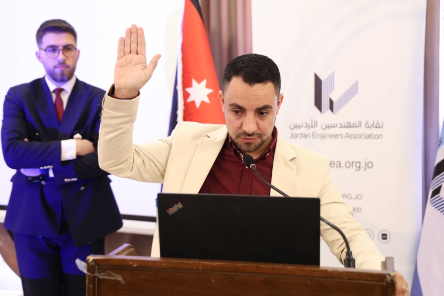 250 مهندسا ومهندسة يؤدون القسم القانوني 