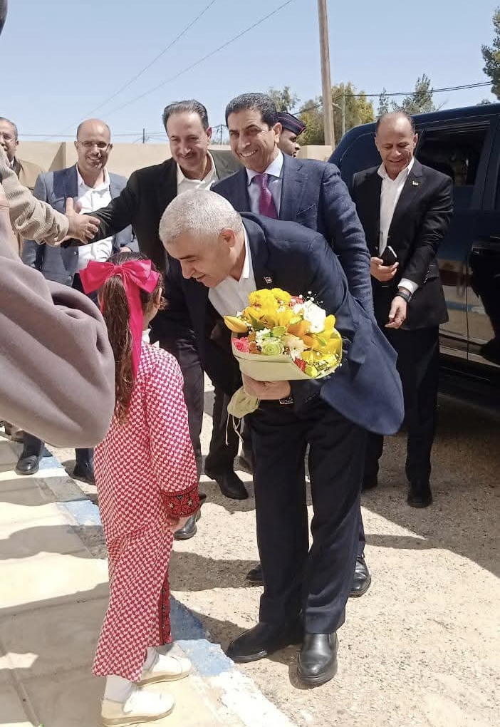 احتفالاً وطنياً في الحسينية برعاية المحافظ الحجاج