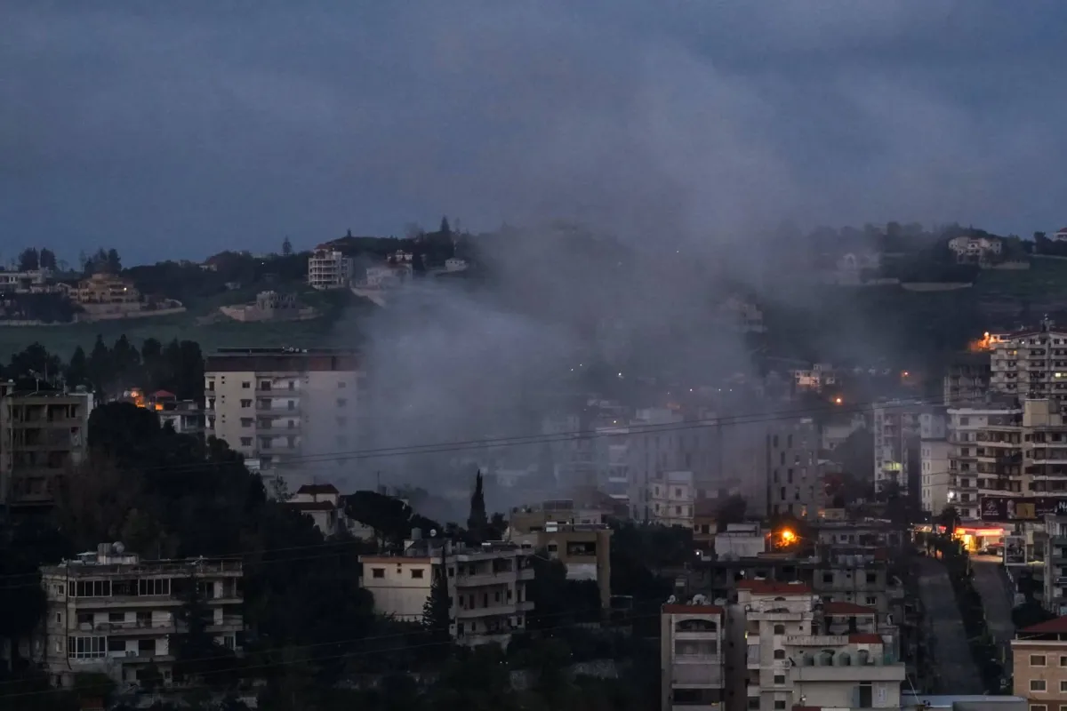 الجيش الاسرائيلي يعلن تطويق بنت جبيل وتكثيف العمليات بجنوب لبنان