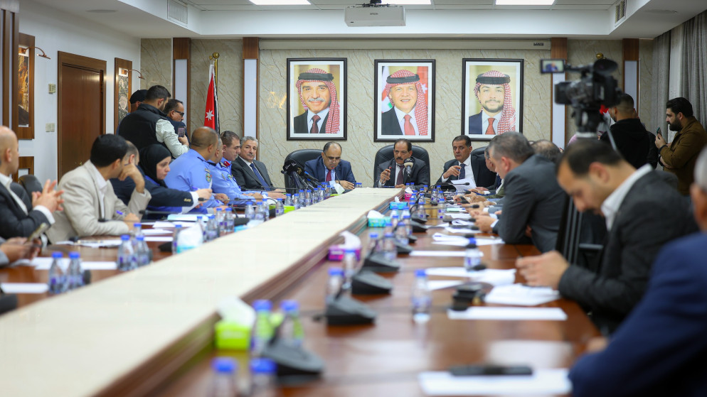 تعديلات قانون السير تسهل ترخيص ونقل ملكية المركبات عن بعد