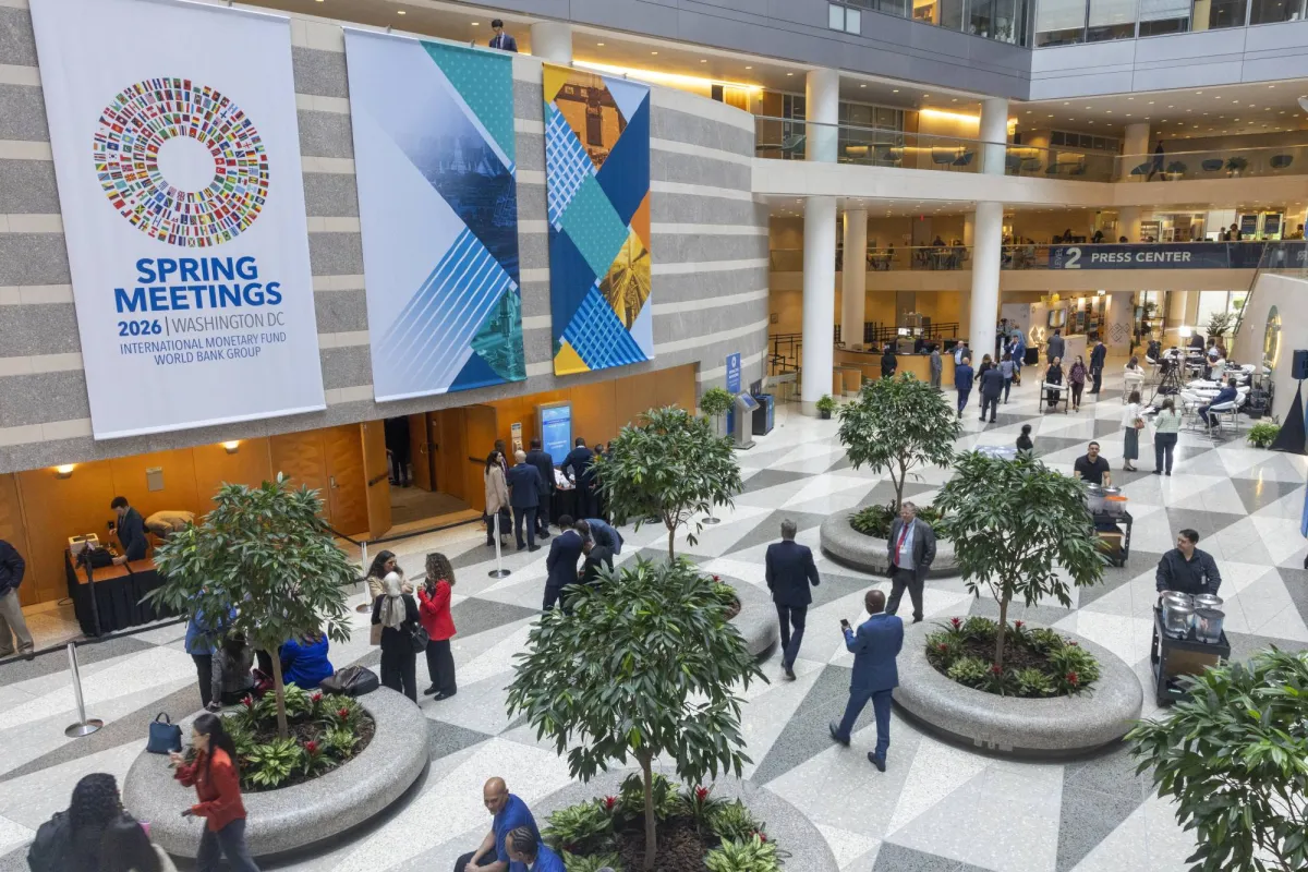 صندوق النقد الدولى حرب ايران تضرب اقتصادات الخليج و السعودية الاقل تاثرا