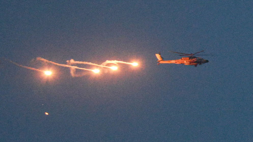 اسراييل تقصف جنوب لبنان رغم سريان وقف النار