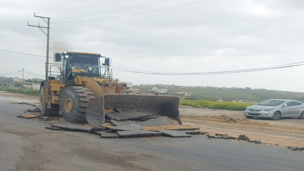 اشغال اربد تبدا تحسين تقاطع طريق البترول