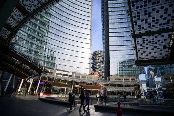 ايطاليا تسجل عجزا في الموازنة يهدد الخروج من الاجراءات الاوروبية