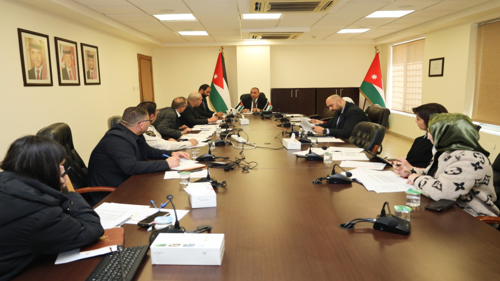 وزارة النقل تبحث تحسين ترتيب الاردن في المؤشرات اللوجستية