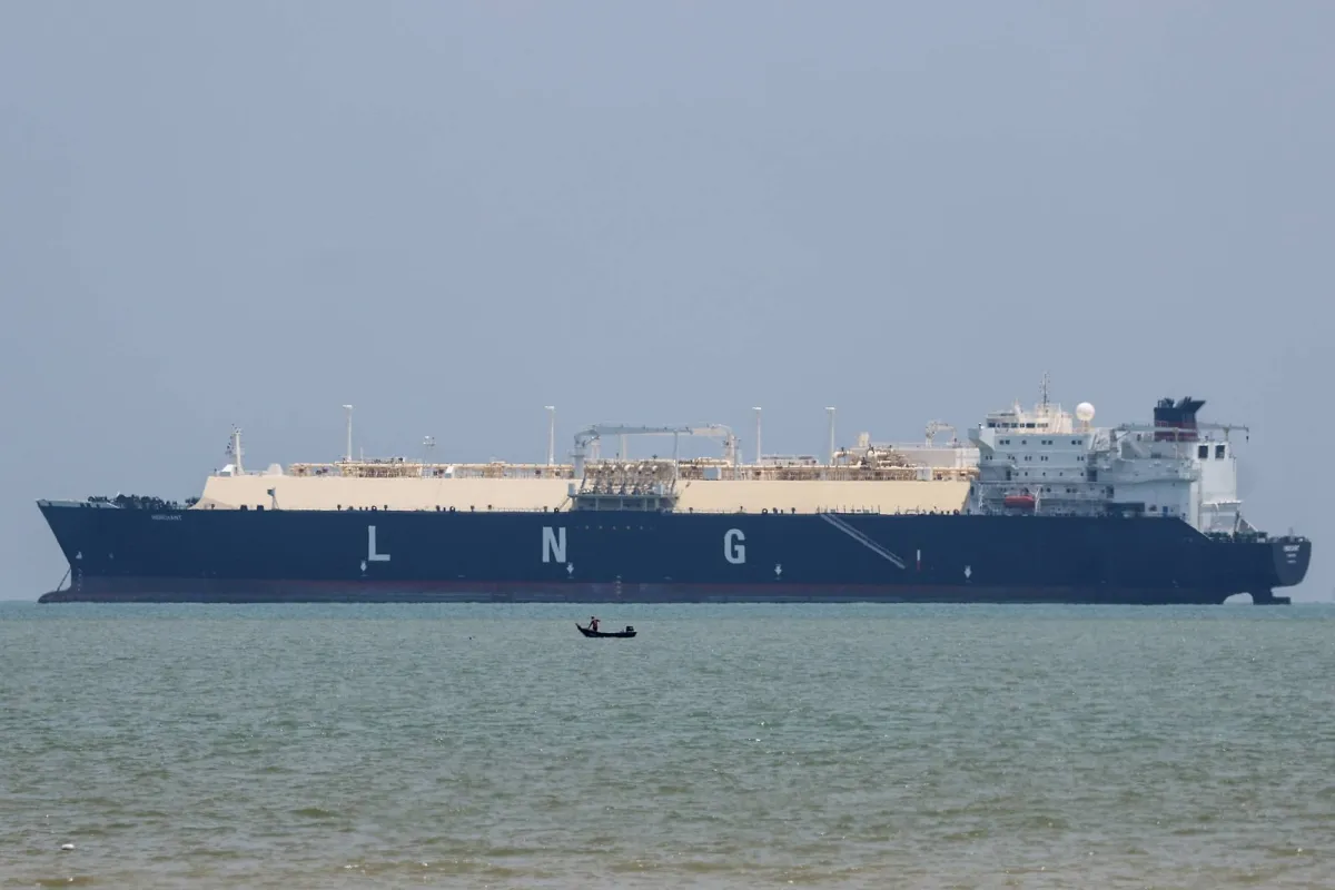 اندونيسيا تحسم الجدل لا رسوم على مضيق ملقا