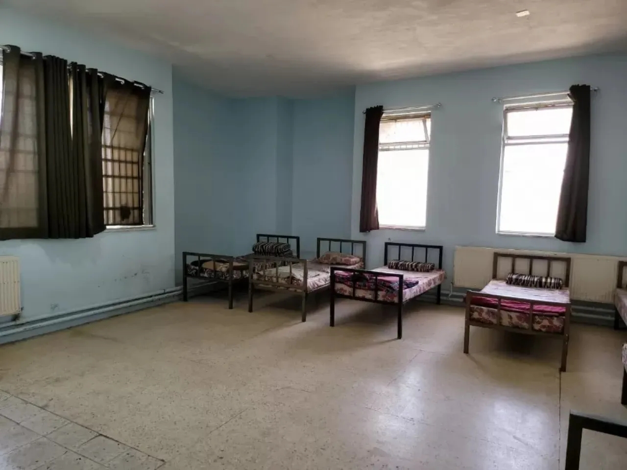 دور الإيواء وقرارات الحكومة 