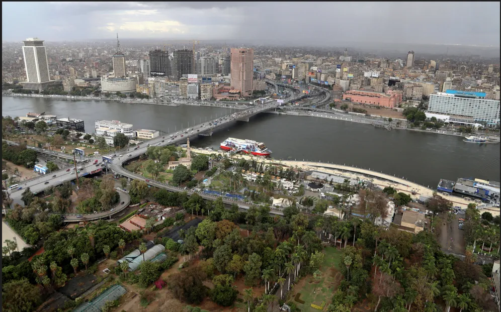 مصر تكثف جهودها للسيطرة على الاسواق في ظل تذبذبات سعر الدولار