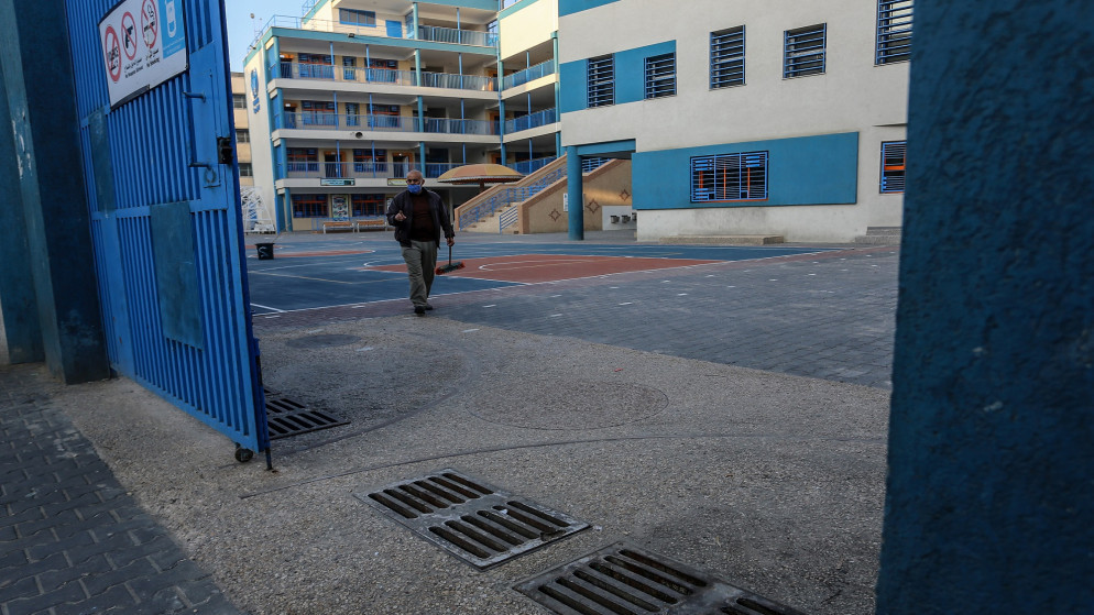 الاونروا تخفض ساعات خدماتها ومدارسها في الاردن ومناطق عملياتها