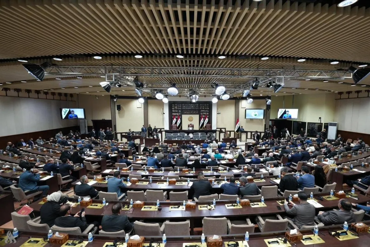 العراق يواجه فراغا دستوريا مع تعثر تشكيل الحكومة