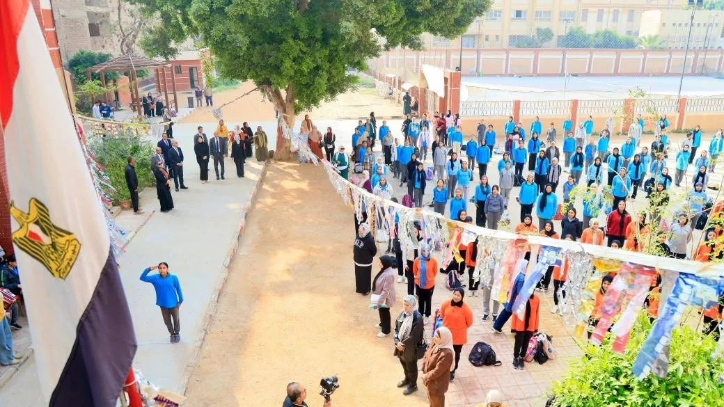 انتقادات لوقائع بمدارس مصرية وقرارات عاجلة من التعليم