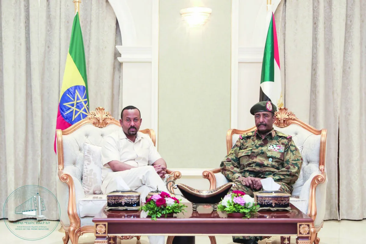 السودان يستدعي سفيره بإثيوبيا بعد هجوم على مطار الخرطوم