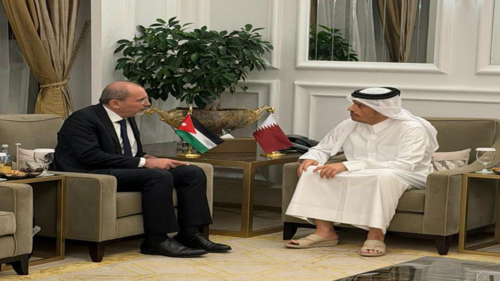 وزير الخارجية يبحث مع نظيره القطري تطورات الاوضاع بالمنطقة