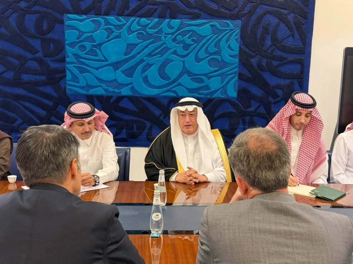 السعودية تؤكد التمسك بتجنب التصعيد ودعم جهود التهدئة والمفاوضات