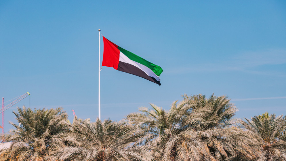 الدفاع الاماراتية تتصدى لطائرتين مسيرتين قادمتين من ايران