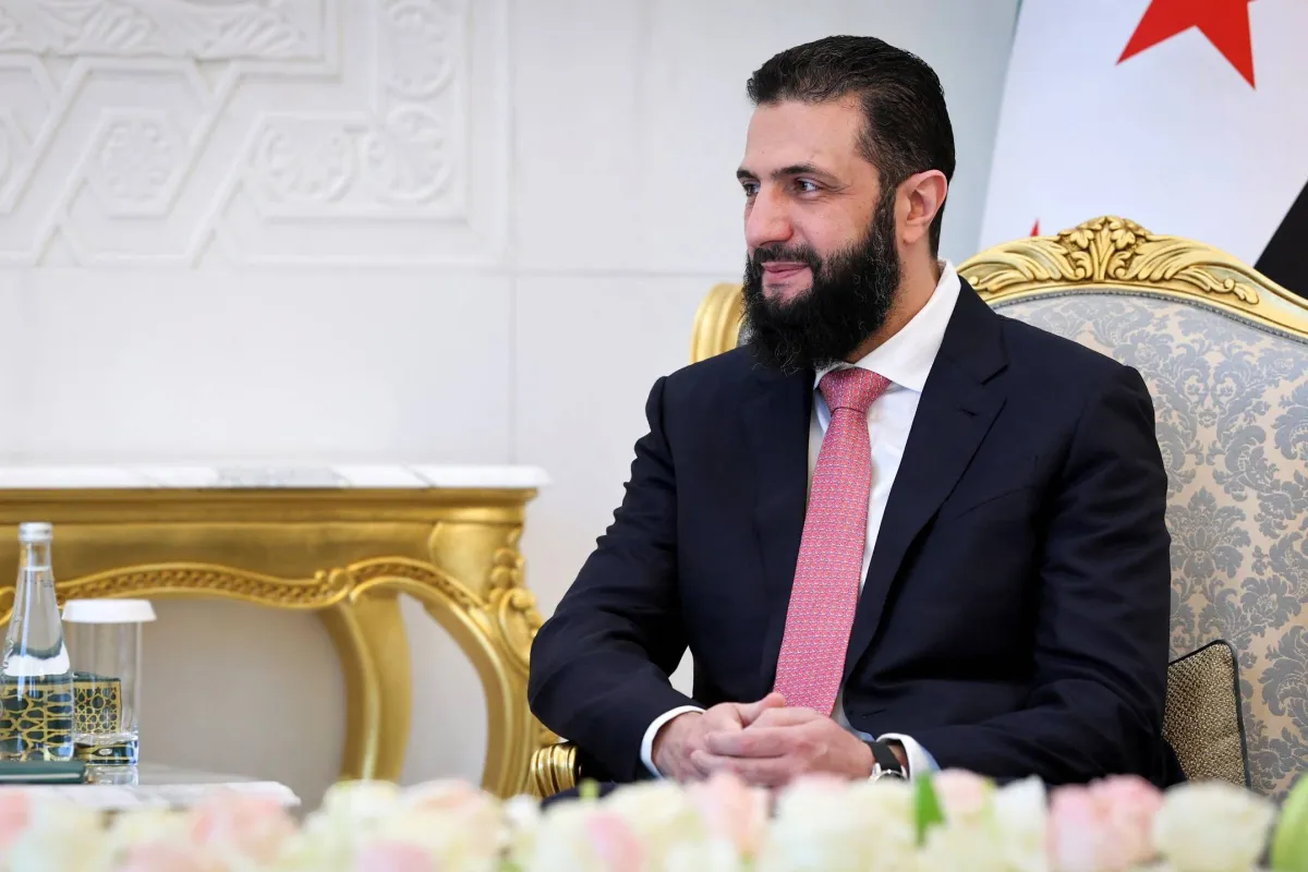 الشرع يستبعد شقيقه من امانة الرئاسة في تعديل وزاري بسوريا