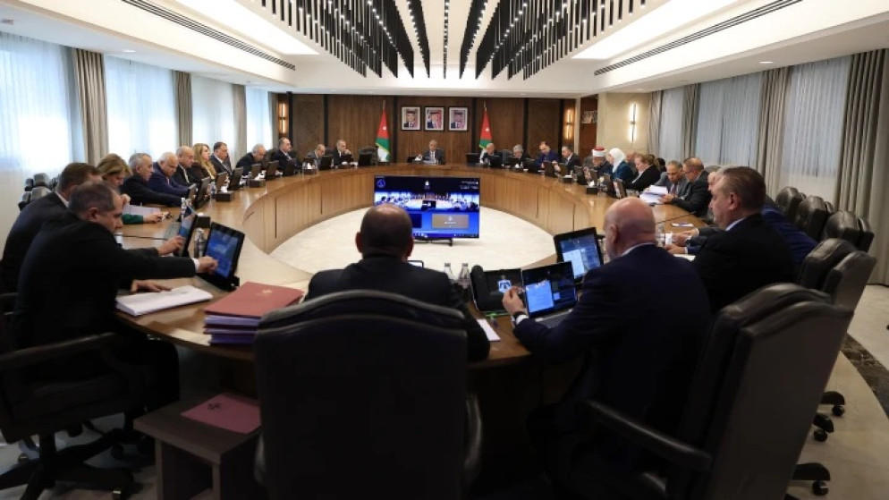 الحكومة تقر مشروعا معدلا لقانون الاوراق المالية