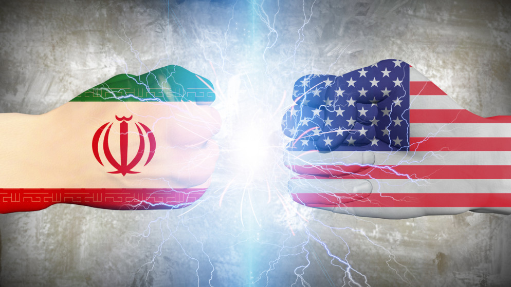 ايران تحذر من تصعيد ازمة هرمز