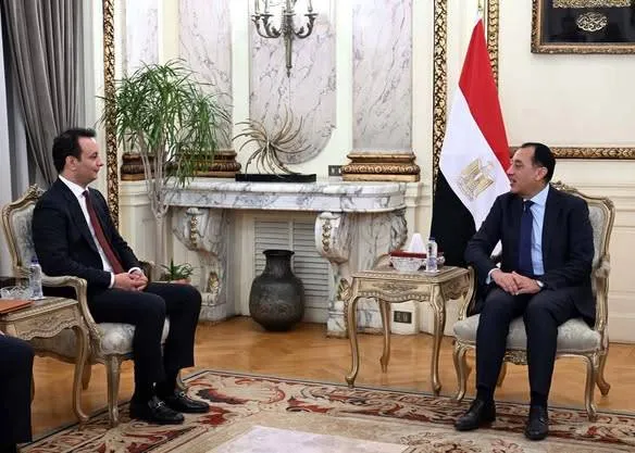 مصر تعزز دورها بمشاريع اعادة اعمار ليبيا