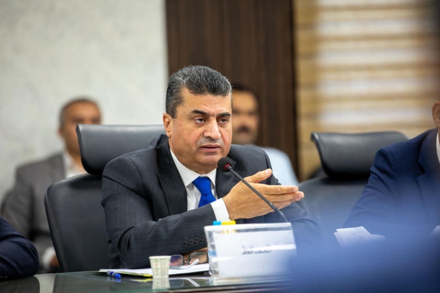 المحافظ العوايشة يستقبل كتلة حزب الامة النيابية