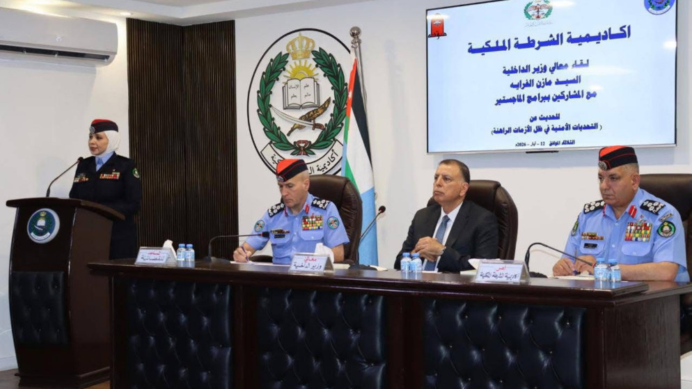 وزير الداخلية يؤكد أولوية استقرار الاردن وامن البلاد