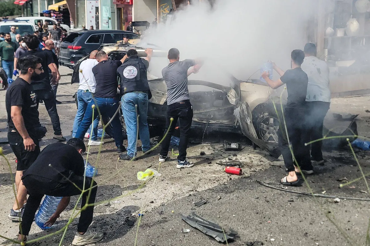 قتلى بينهم اطفال بغارات اسرائيلية تستهدف سيارات جنوب بيروت