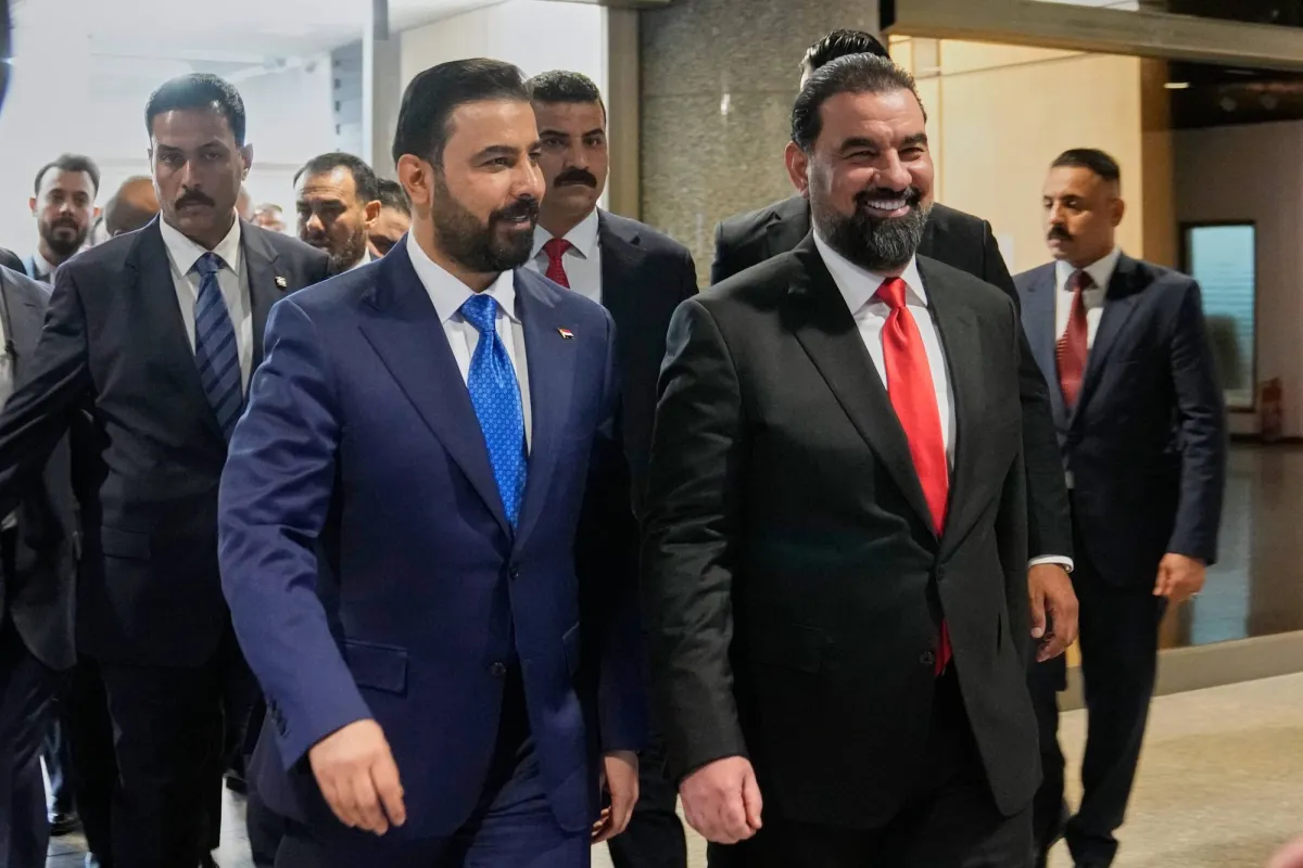 البرلمان العراقي يمنح الثقة لحكومة الزيدي غير مكتملة