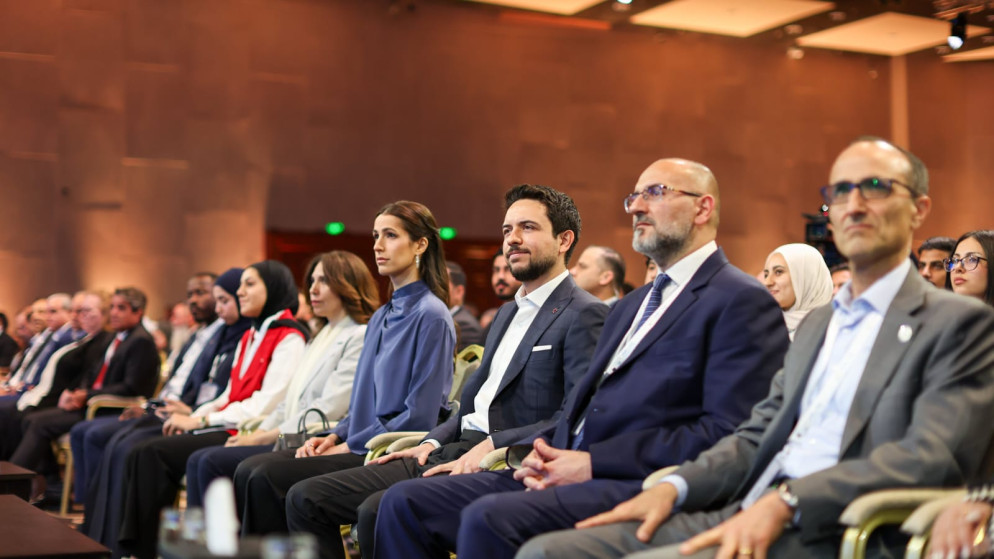 ولي العهد يشدد على اهمية الذكاء الاصطناعي في رفع كفاءة القطاعات