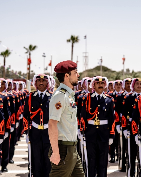 مندوبا عن الملك، ولي العهد يرعى حفل تخريج الفوج الـ 34 من الجناح العسكري بجامعة مؤتة