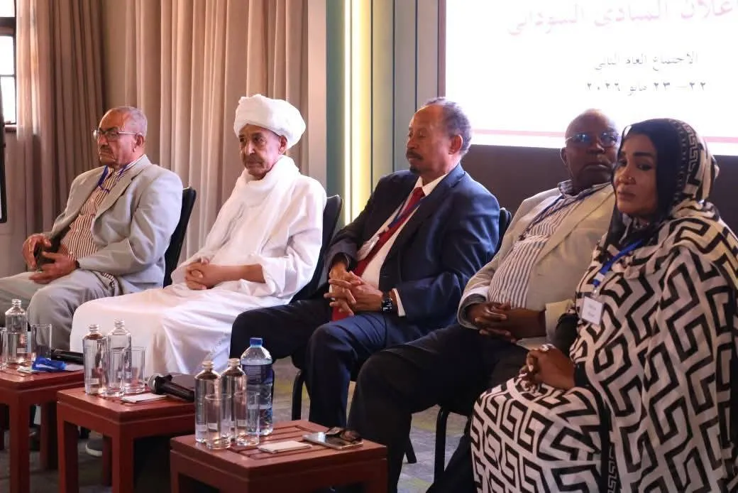 حمدوك يحذر السودان يواجه معركة وجودية
