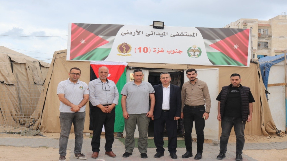 مدير عام مستشفيات غزة يتفقد المستشفى الميداني الاردني