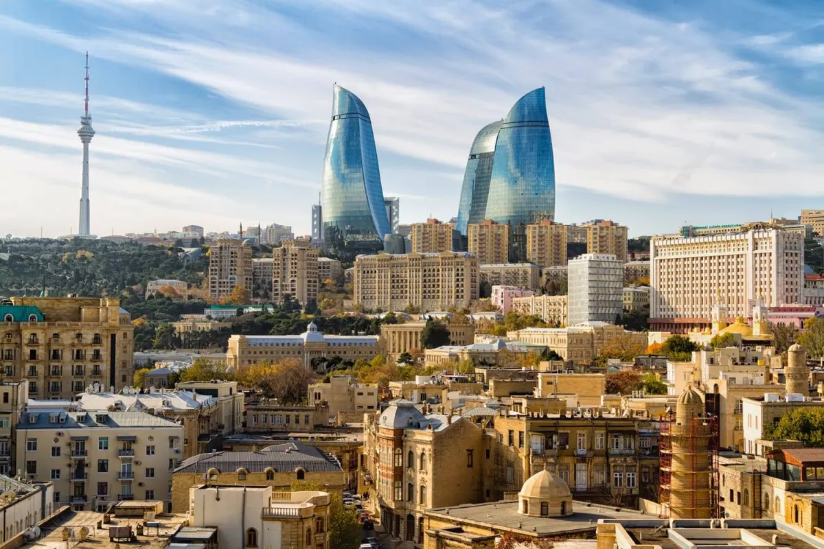 اذربيجان تطرح ممرات القوقاز لربط لوجستيات السعودية باسيا الوسطى