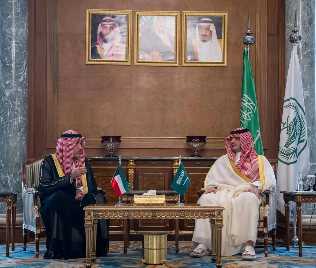 وزيرا داخلية السعودية والكويت يناقشان تعزيز التنسيق الامني