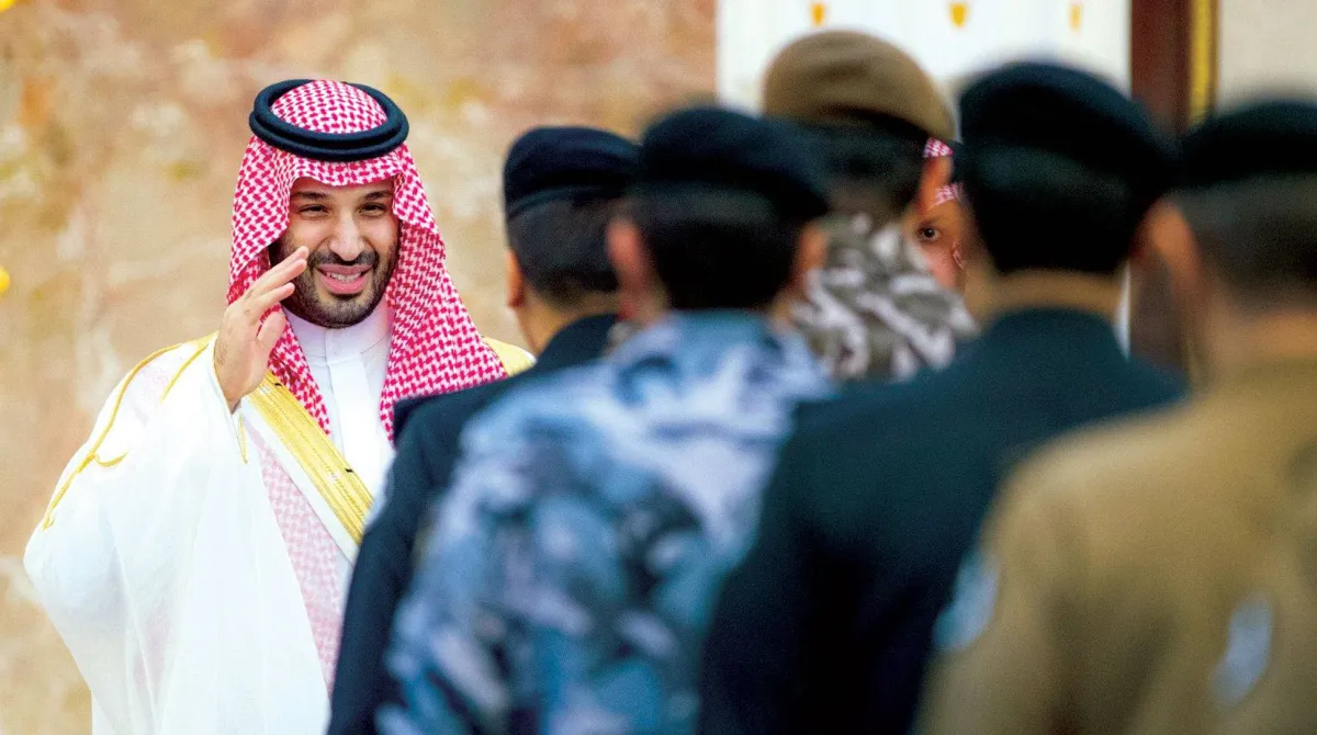 ولي العهد السعودي يقدر جهود الدفاع في خدمة الحجاج وأمن المنطقة