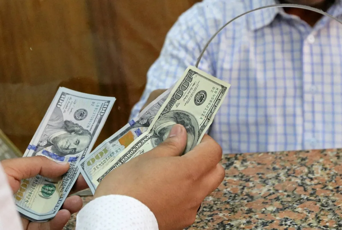 هبوط الدولار في مصر عقب انباء وقف الحرب بين ايران وامريكا
