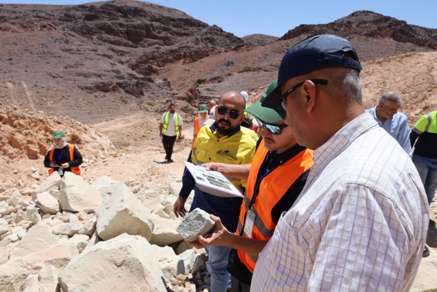 الوزير الخرابشة في ابو خشيبة (صور)