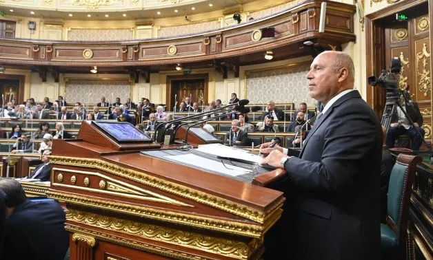 لماذا يرتفع الدين الخارجي لمصر رغم الالتزام بالسداد؟
