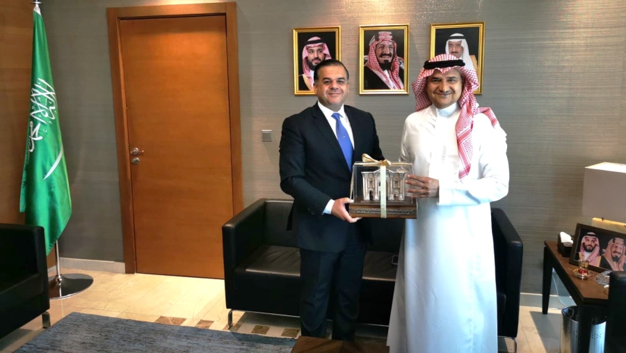 السفير السعودي يستقبل الخضير (تفاصيل)