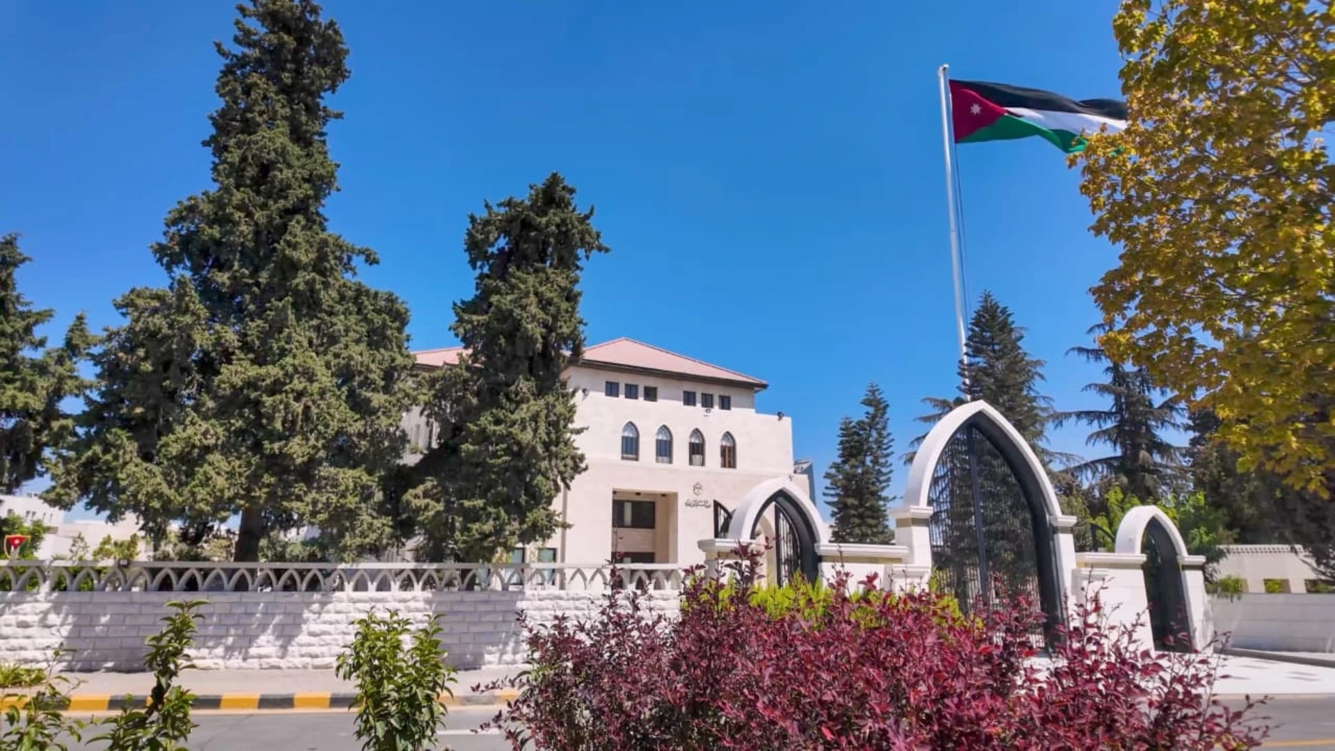 مجلس الوزراء يعقد جلسة ميدانية في محافظة الزرقاء اليوم