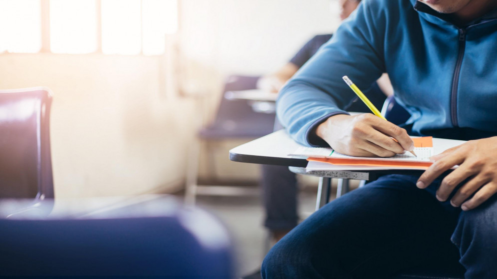 التربية توضح تفاصيل اسئلة الثانوية العامة وتؤكد اعتمادها على المنهاج الدراسي