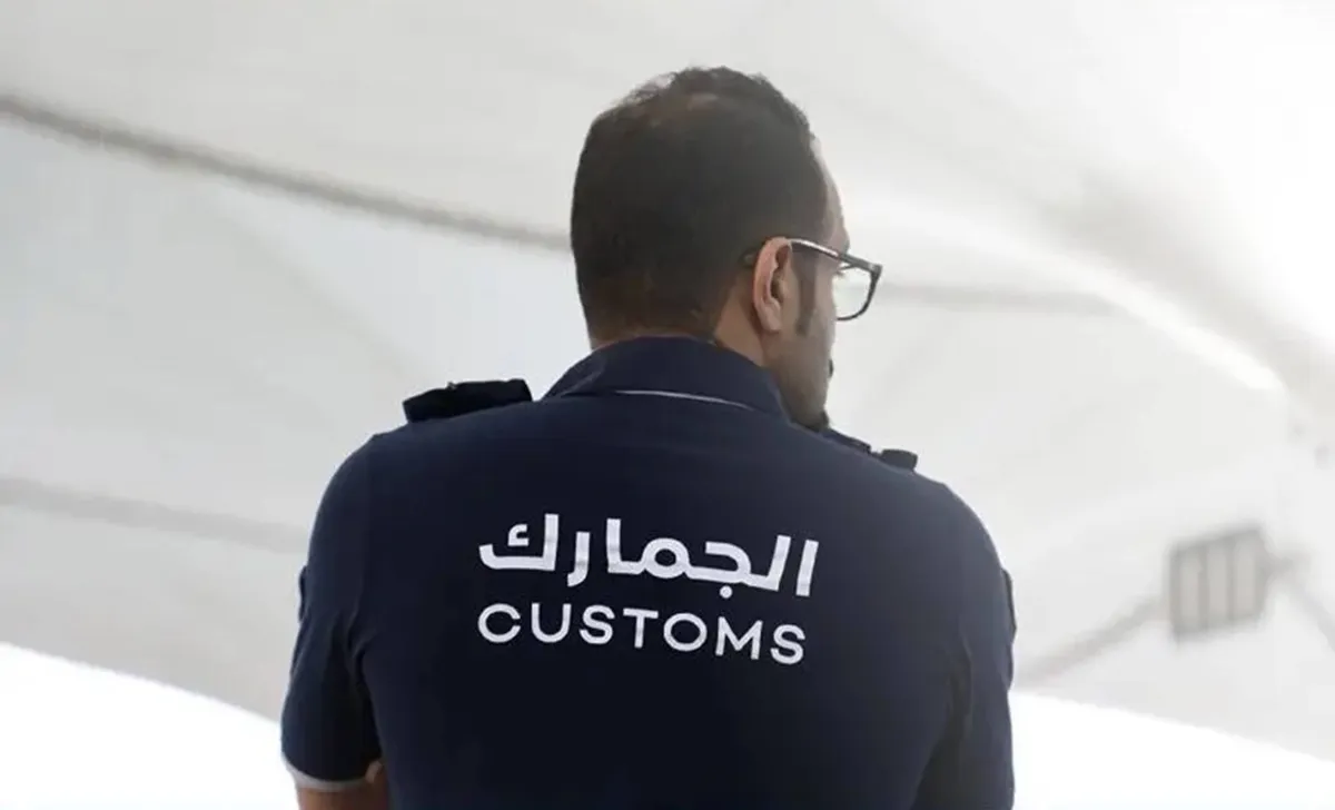 السعودية تخفض حد الافصاح الالزامي عند المنافذ الى 10.6 الاف دولار