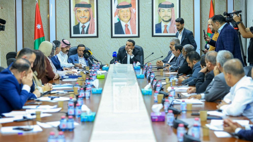 لجنة الزراعة والمياه النيابية تبحث تحديات القطاع المائي وخطط الوزارة