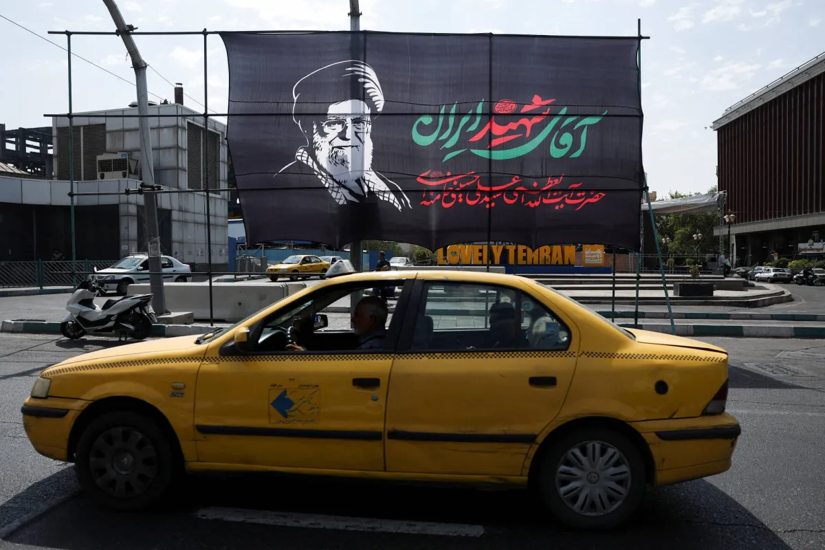 قاليباف يدعو الايرانيين للمشاركة الواسعة في تشييع خامنئي