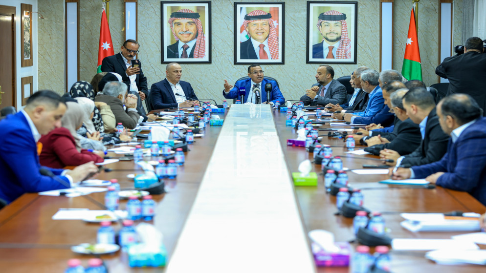 اللجنة الادارية النيابية تواصل مناقشة مشروع قانون الادارة المحلية