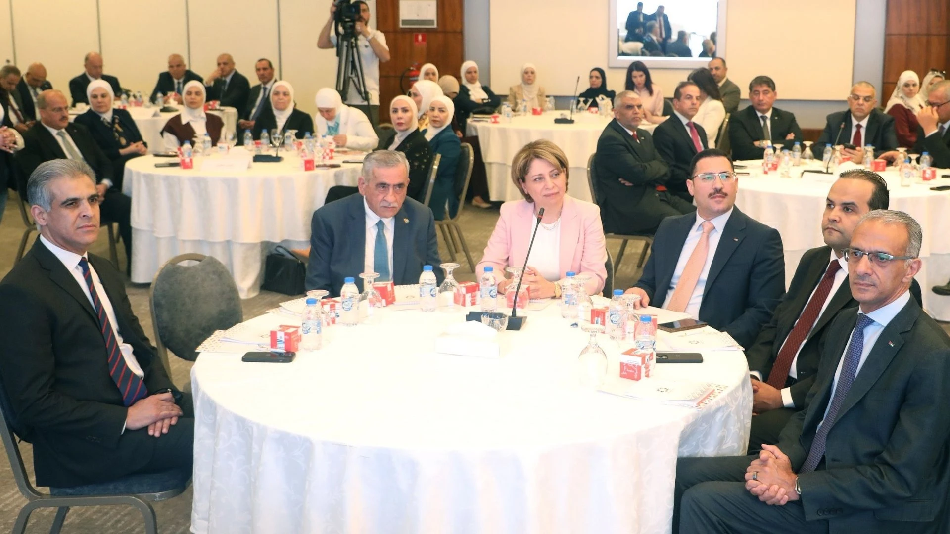 اطلاق منظومة الكفايات الوظيفية للوحدات النمطية في القطاع العام