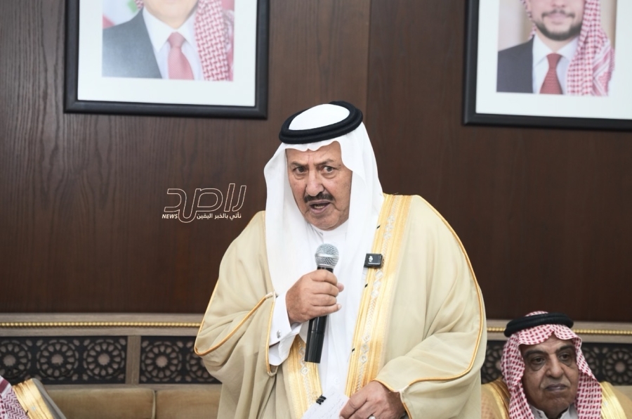 مستشار الملك يجتمع بنواب وشيوخ وقضاه العشائر بالباديه الوسطى (صور)