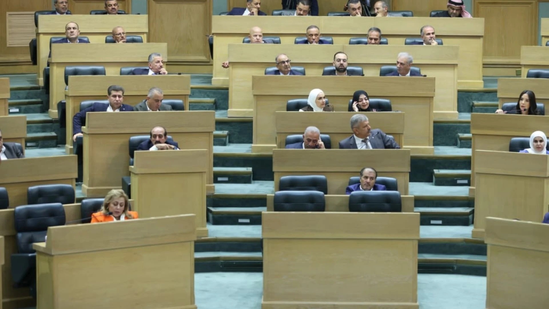 مجلس النواب يحيل 5 مشاريع قوانين الى اللجان المختصة