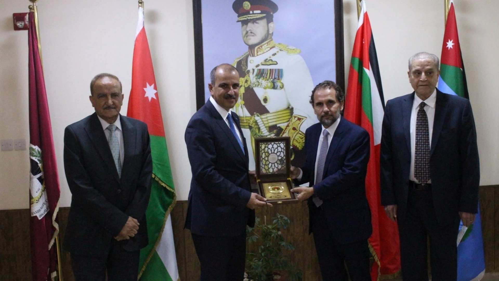 الامير مرعد يبحث سبل التعاون مع سفيري تركيا واليابان
